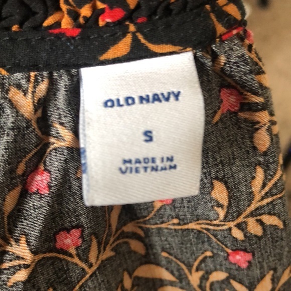 Old Navy Floral V-Neck Midi Dress - Picture 9 of 11